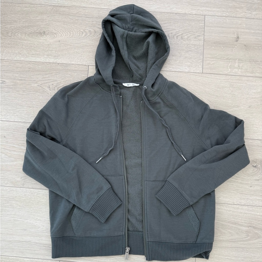 Women’s dark green Sweater